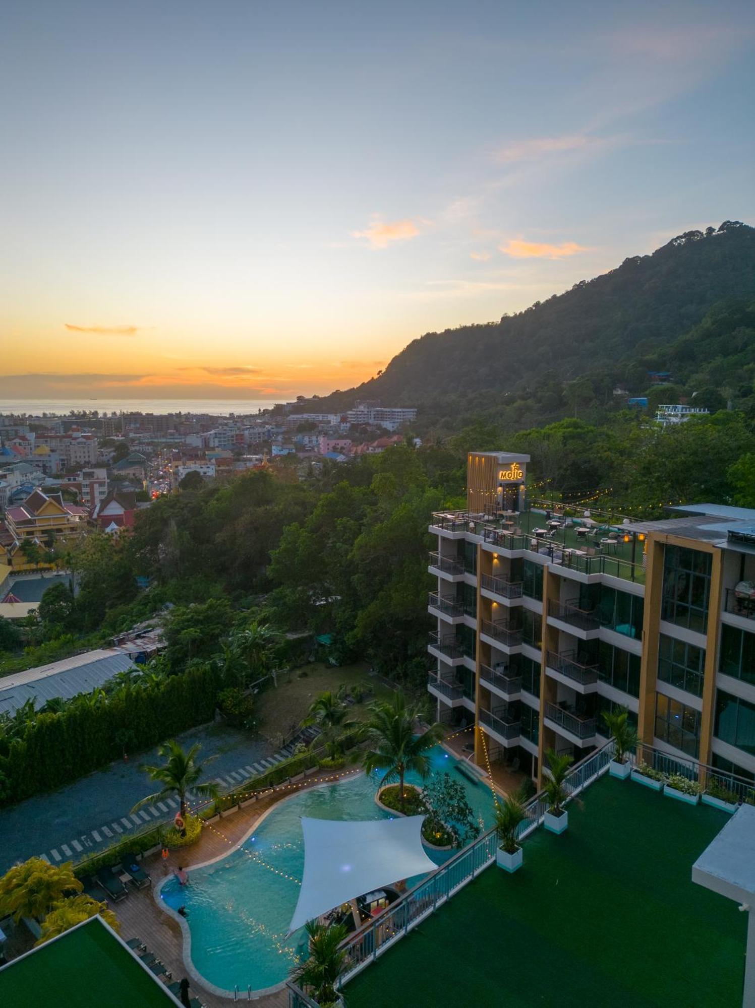 Skyview Resort Phuket Patong Beach Экстерьер фото The View